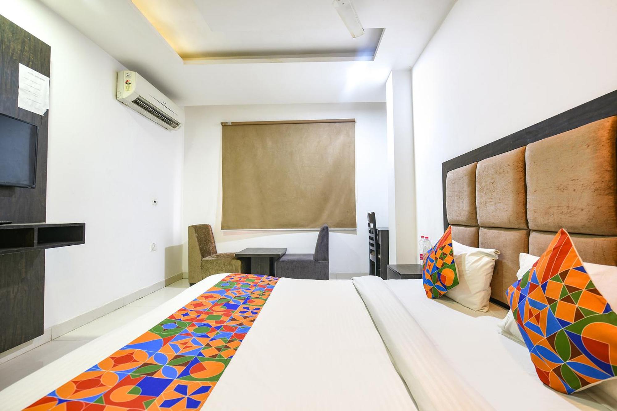 Fabhotel Belwood Near Igi Airport Nueva Delhi Exterior foto